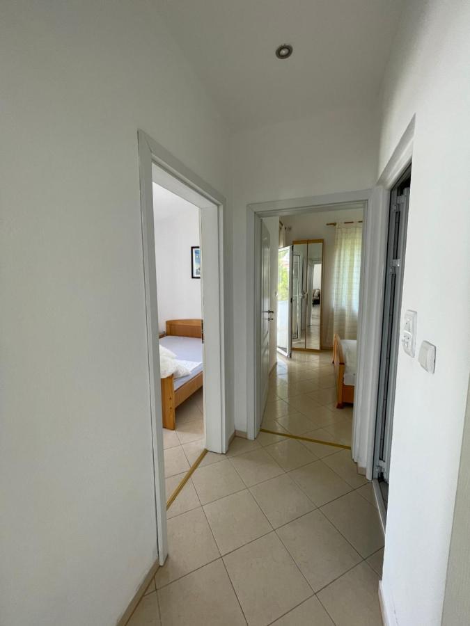 Apartments Rozela ウルツィニ エクステリア 写真