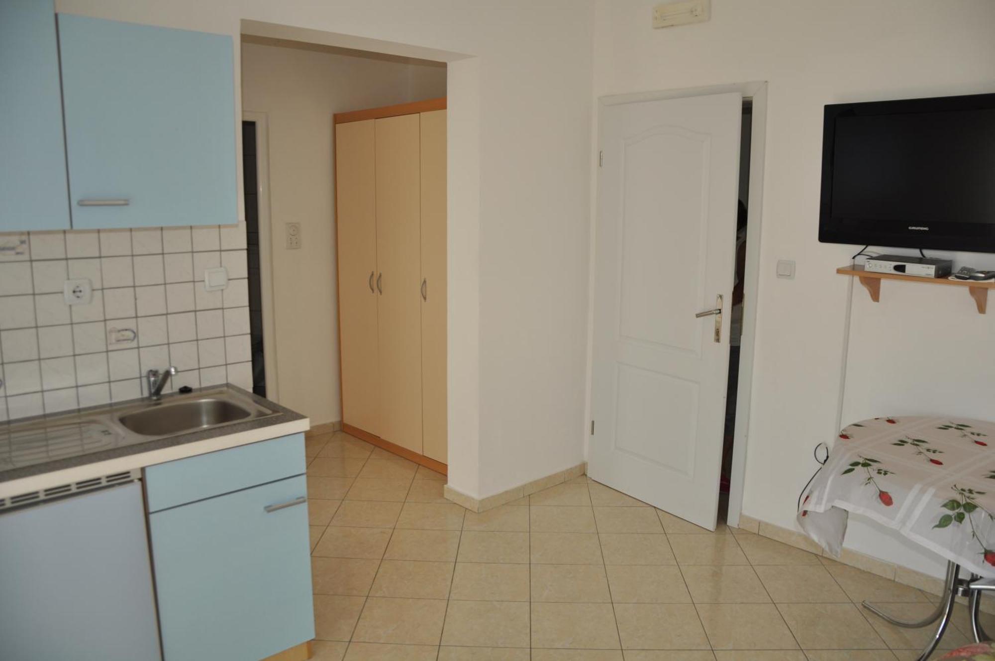 Apartments Rozela ウルツィニ 部屋 写真